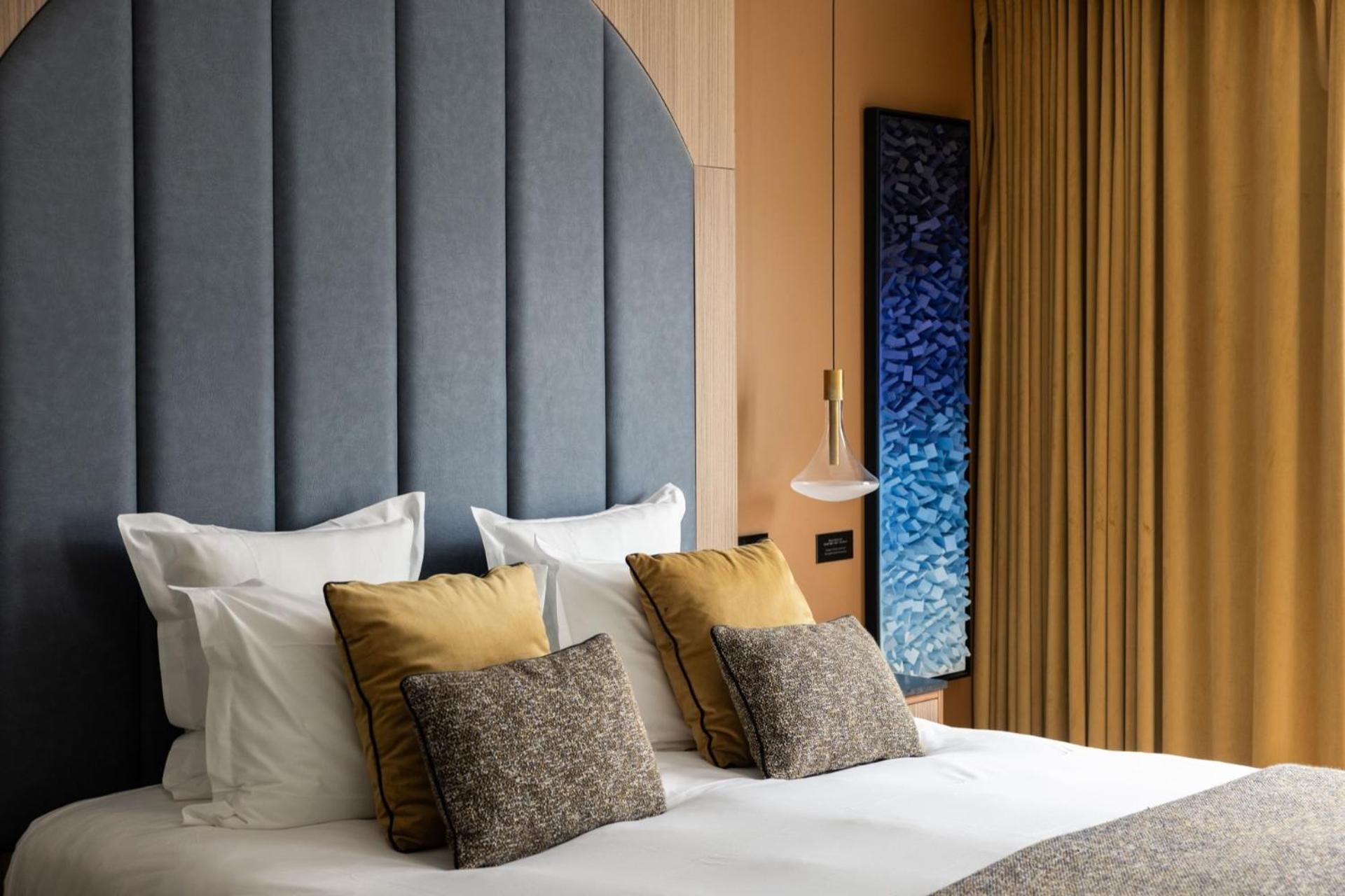 1.75 La Source Apartment