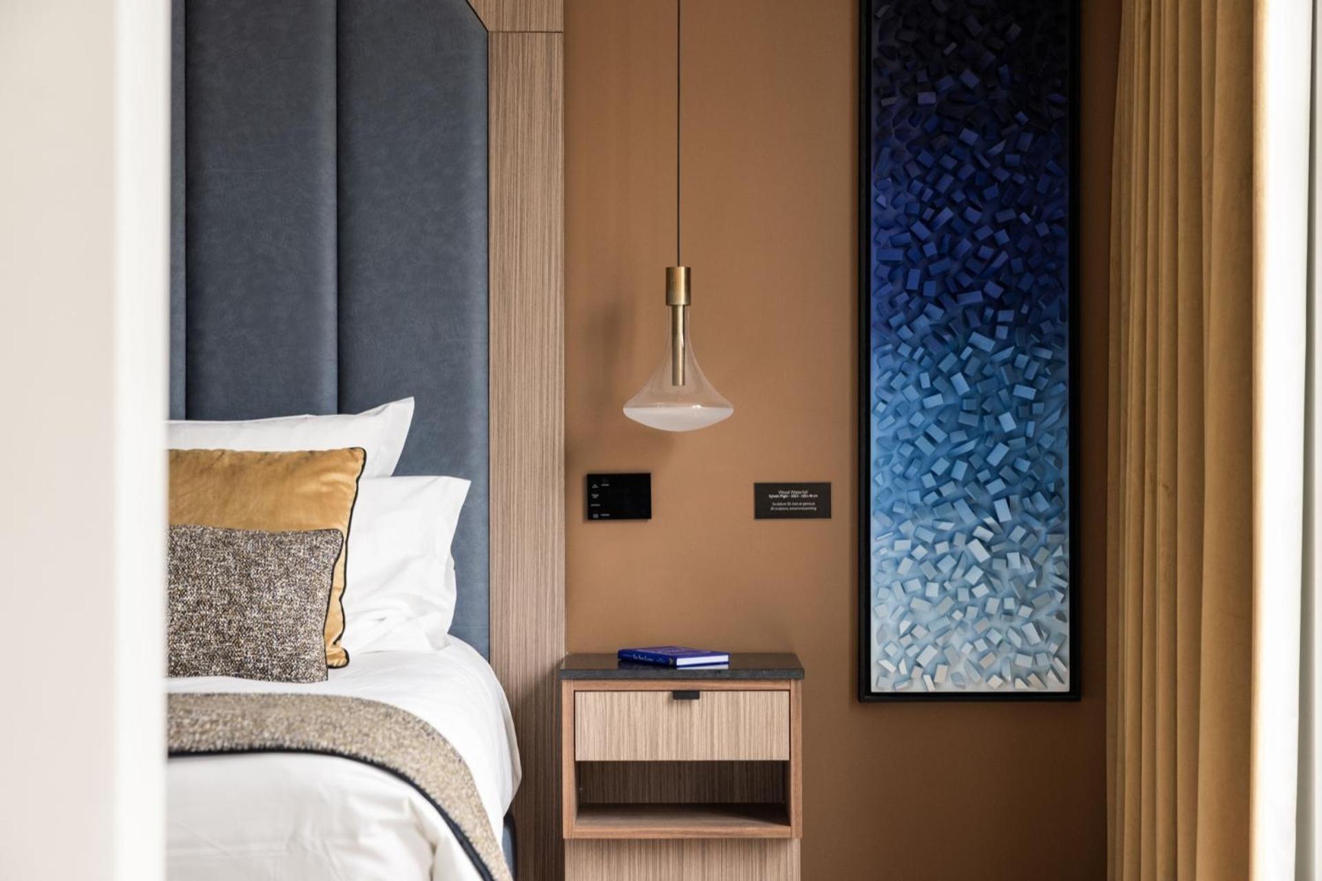 1.75 La Source Apartment Paris