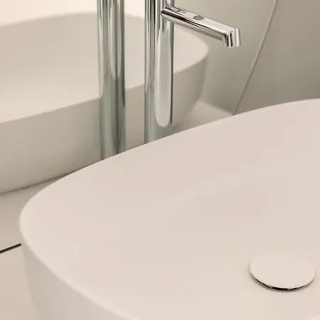 1.75 La Source Apartment *